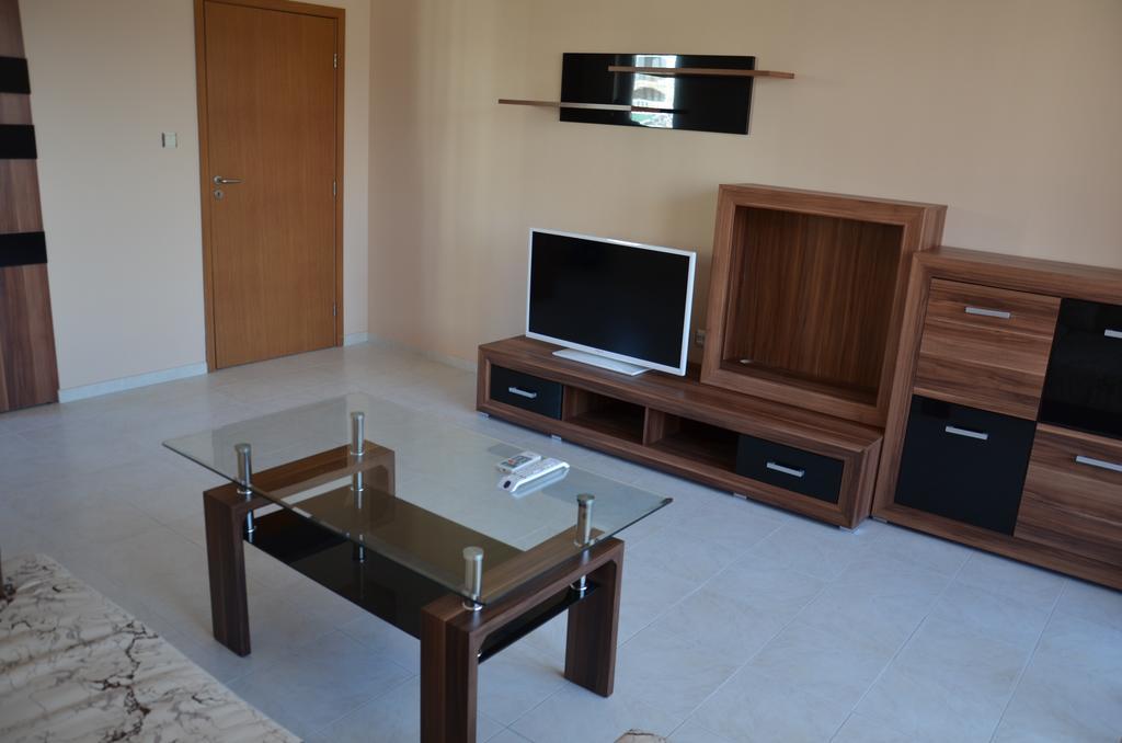 Apartments In Complex Chateau Nessebar Свети-Влас Экстерьер фото